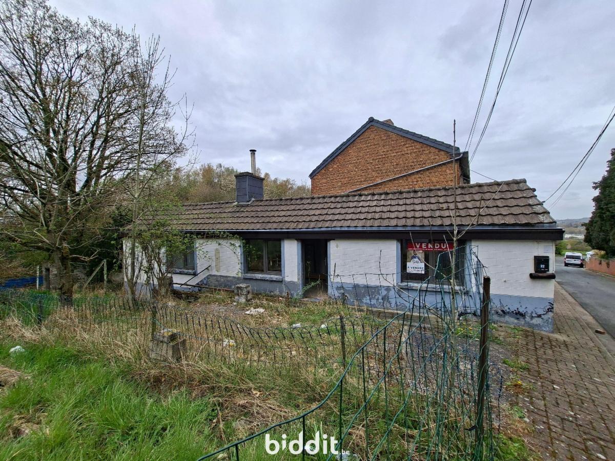 Maison enchères BIDDIT - Rue des Couloûdes22, 6044 Roux