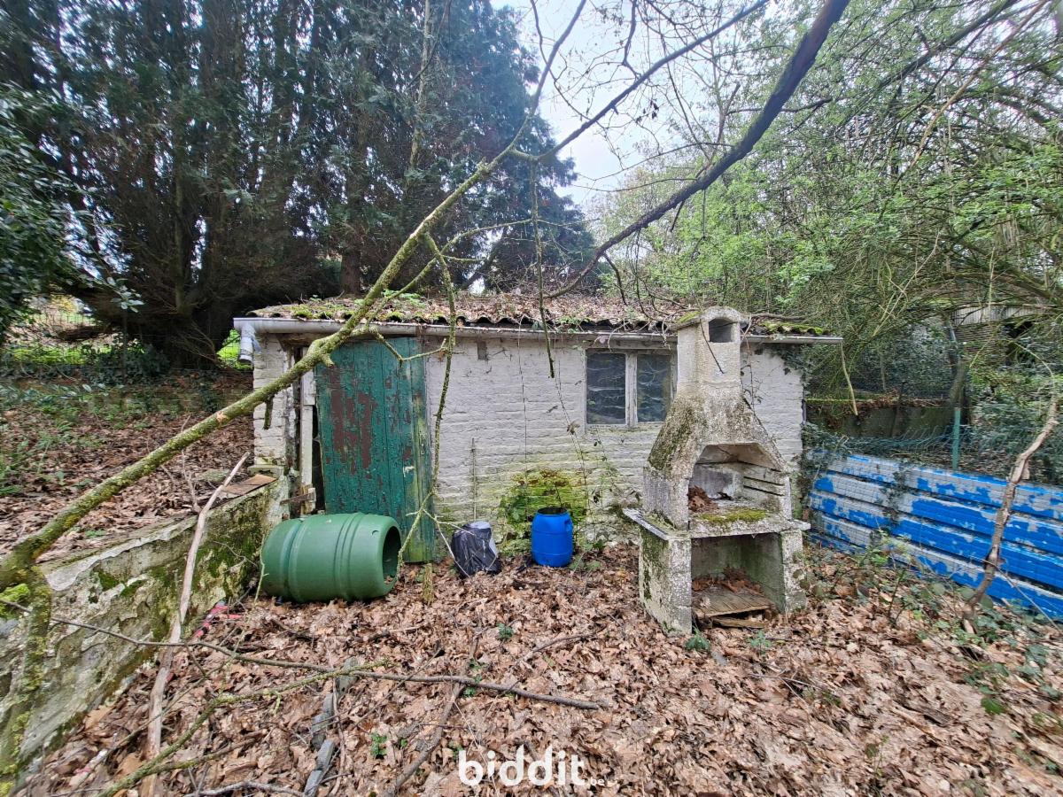 photo 9 du bien Maison d’habitation à rénover entièrement, avec jardin