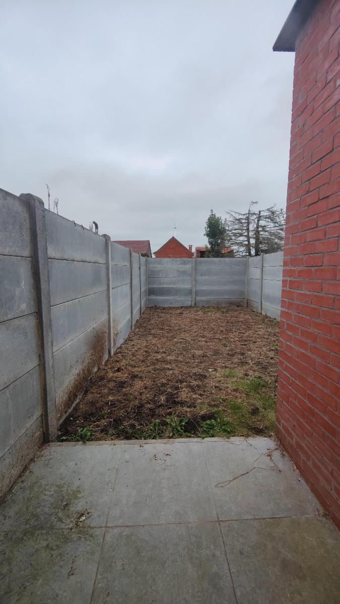 photo 15 du bien Maison de rangée avec petit jardin sur 1a 30ca