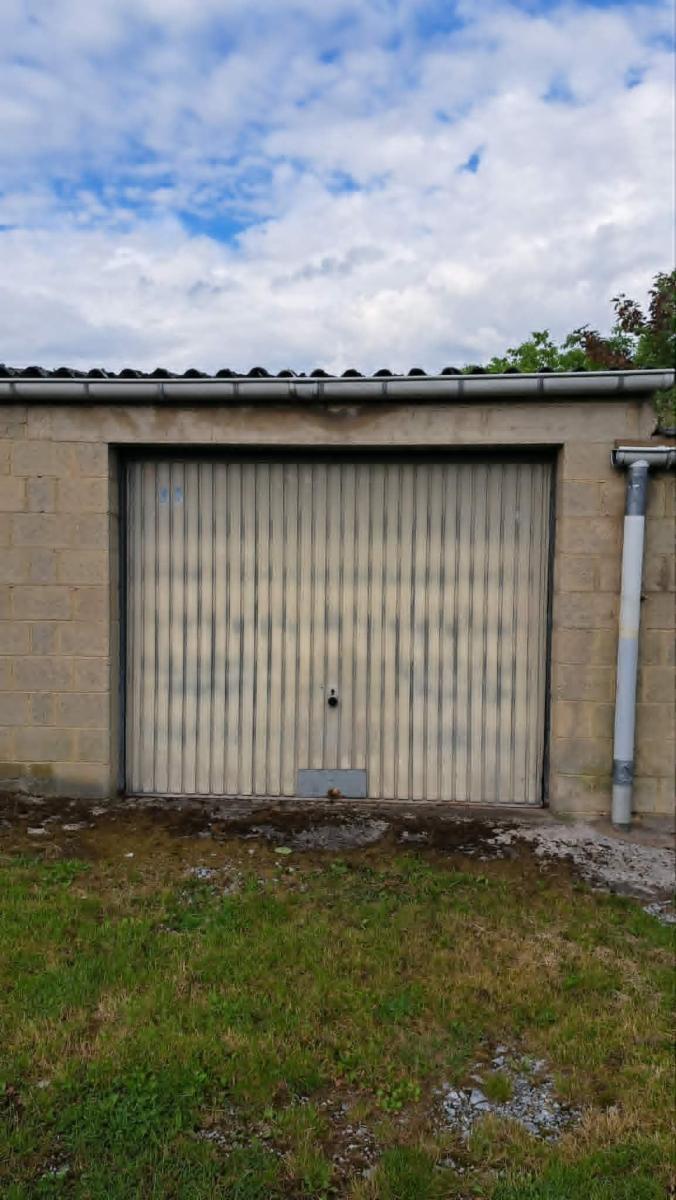 2 garages à vendre séparement dans un complexe de garages