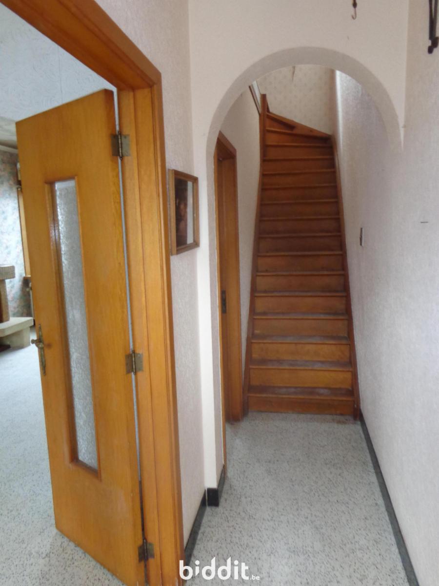 photo 3 du bien Maison 2 façades avec jardin à rénover 