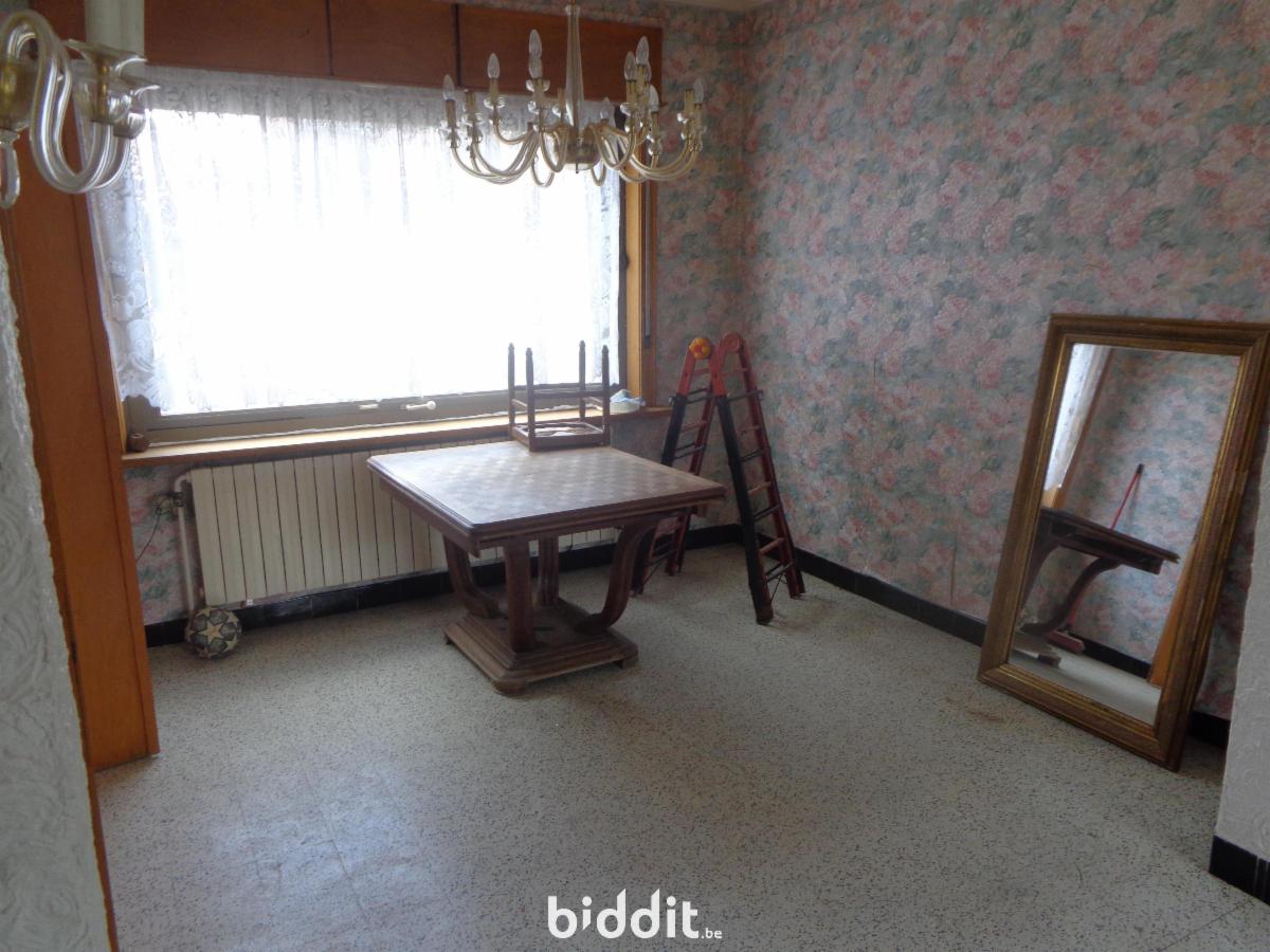 photo 4 du bien Maison 2 façades avec jardin à rénover 