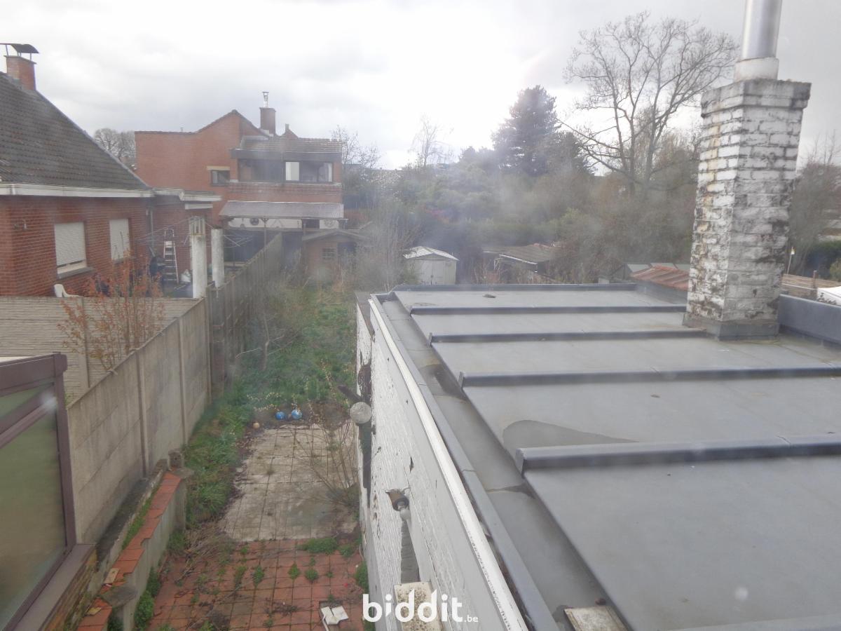 photo 13 du bien Maison 2 façades avec jardin à rénover 