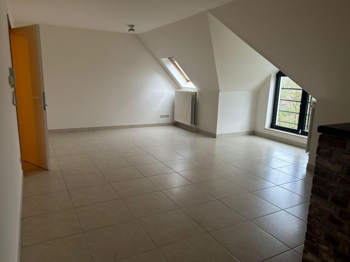 photo 6 du bien Appartement situé au 2ème étage 