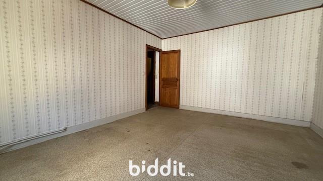 photo 10 du bien Maison d'habitation avec cour (3 chambres)