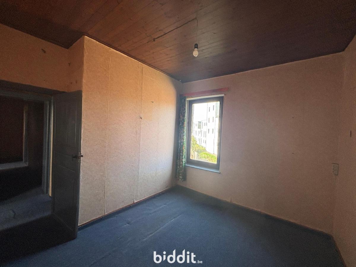 photo 8 du bien Maison d'habitation 2 façades à rénover avec jardin 