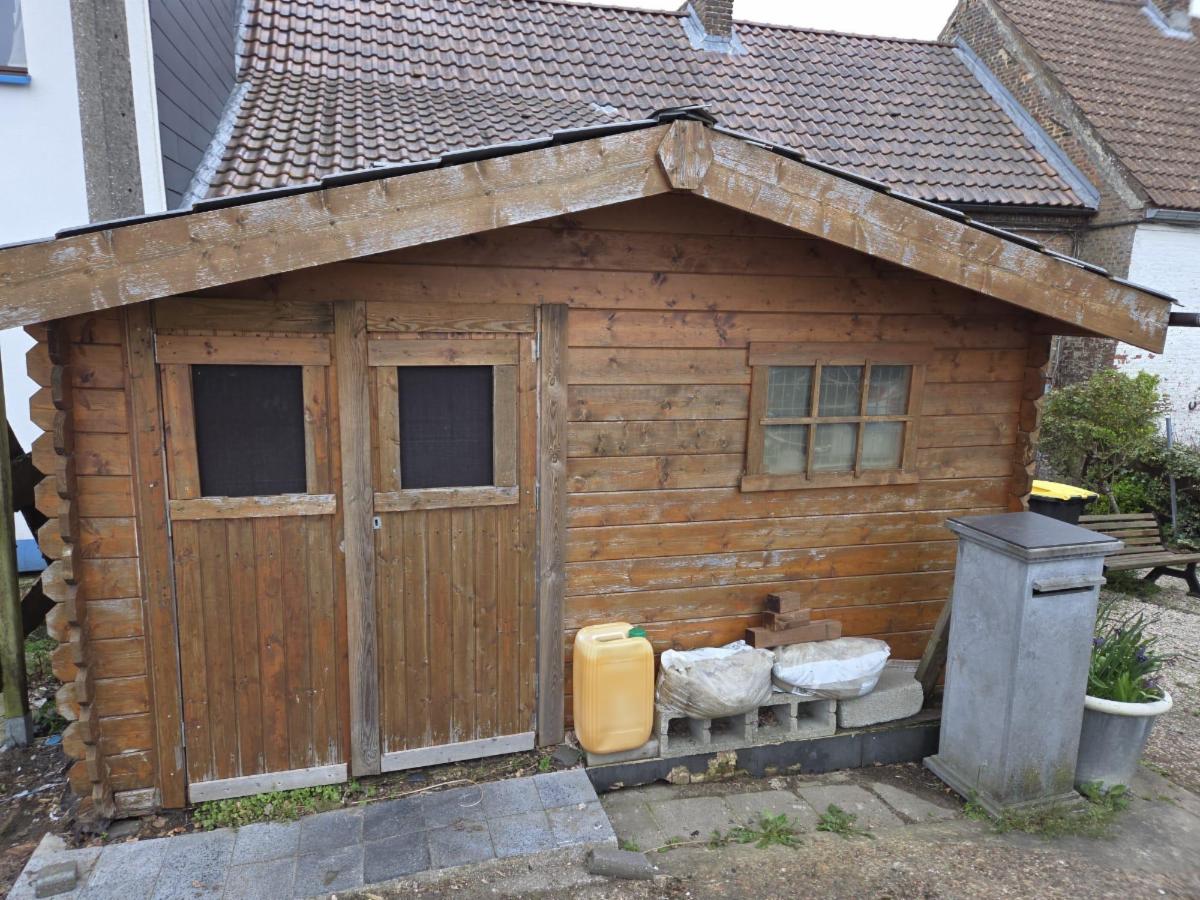 photo 2 du bien MAISON 2 FAÇADES AVEC 3 CHAMBRES, DÉPENDANCES ET JARDIN