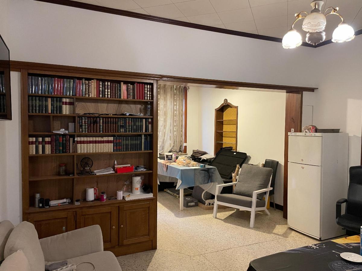 photo 5 du bien Ensemble immobilier maison et grand magasin