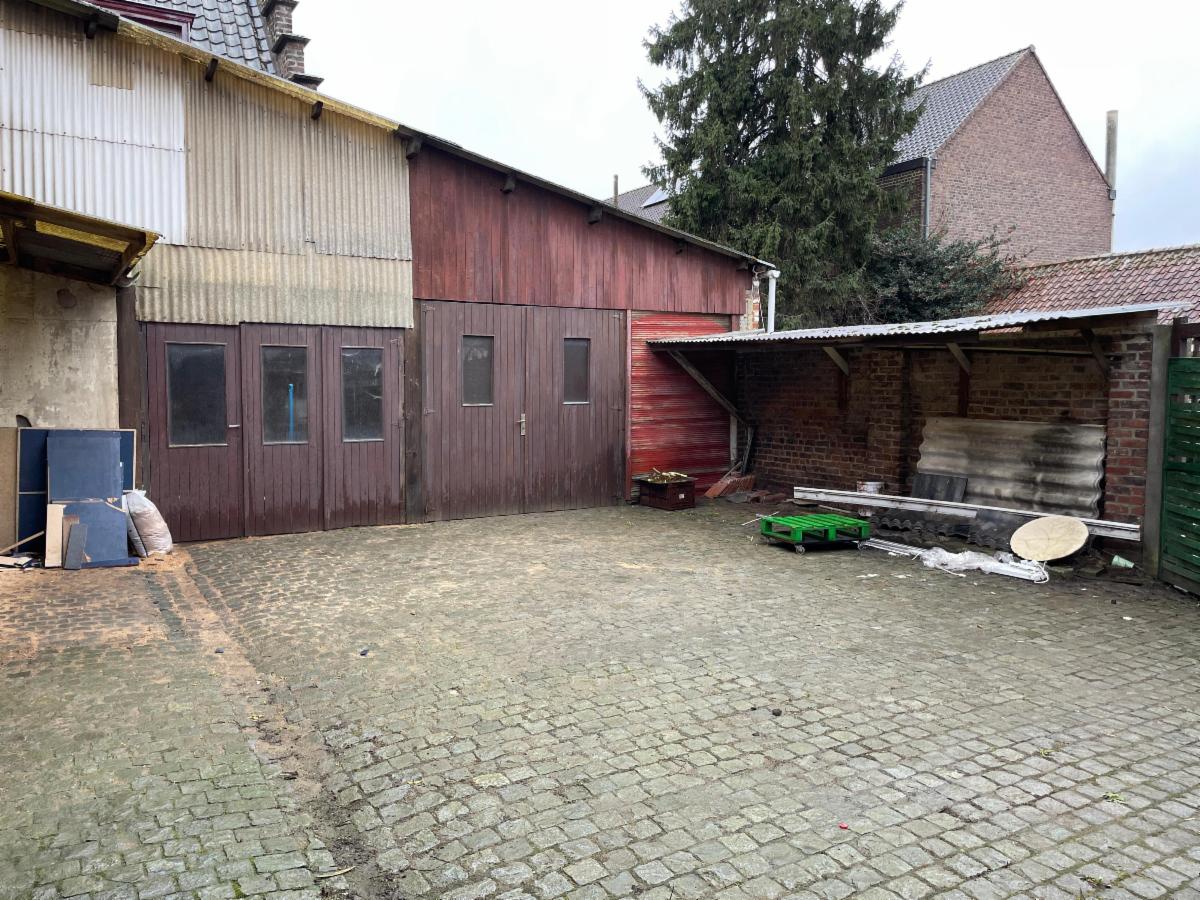 photo 18 du bien Ensemble immobilier maison et grand magasin