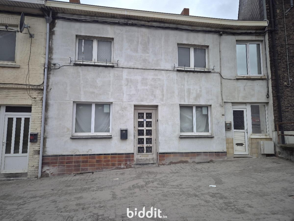 Maison d'habitation à rénover (3 chambres)