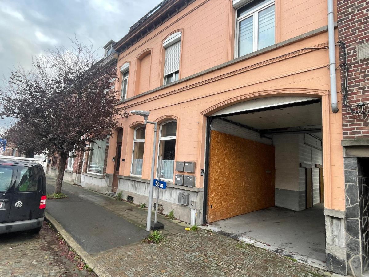 Appartement (loué) d’environ 50 m² au 1er étage avec garage