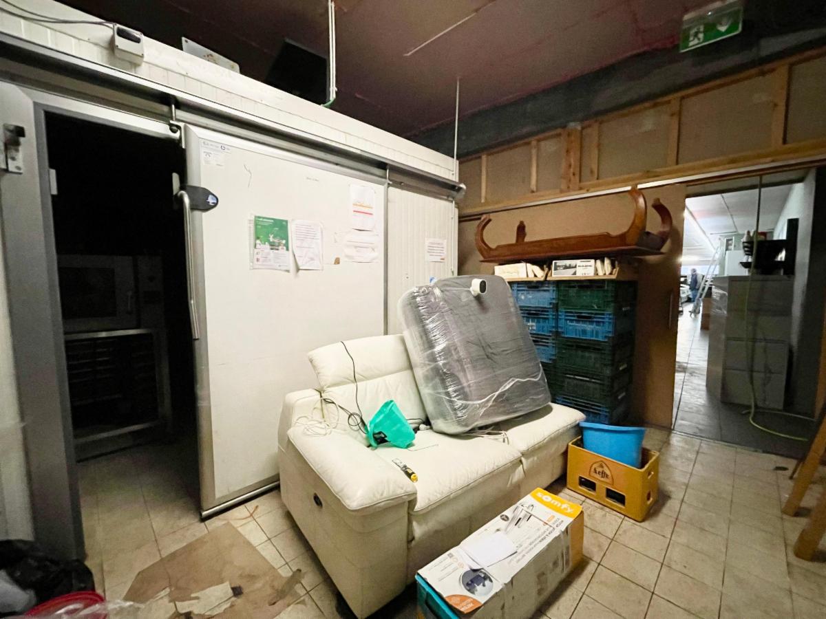 photo 8 du bien Surface commerciale à vendre