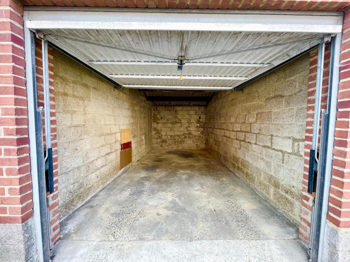 photo 5 du bien Garage fermé à front de rue