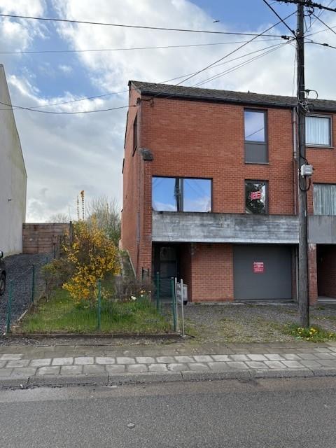 photo 2 du bien Maison bel étage, trois façades