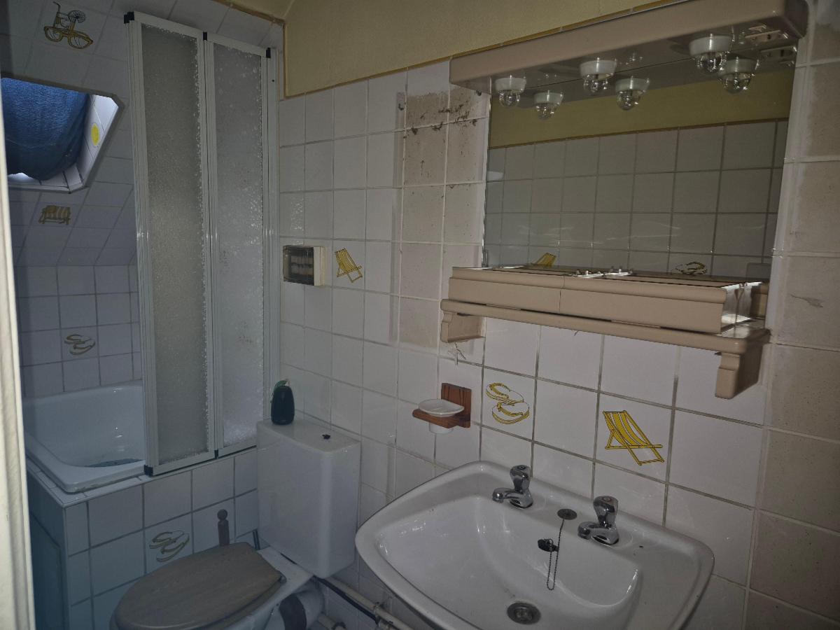 Photo 17 du bien Maison d'habitation avec dépendances et jardin