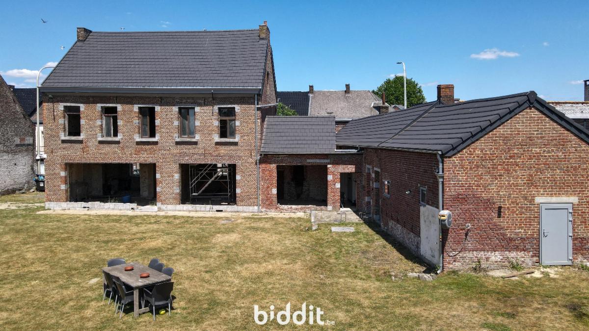 photo 3 du bien Maison de caractère + 3 gîtes (R locatifs 3.700€/mois) 