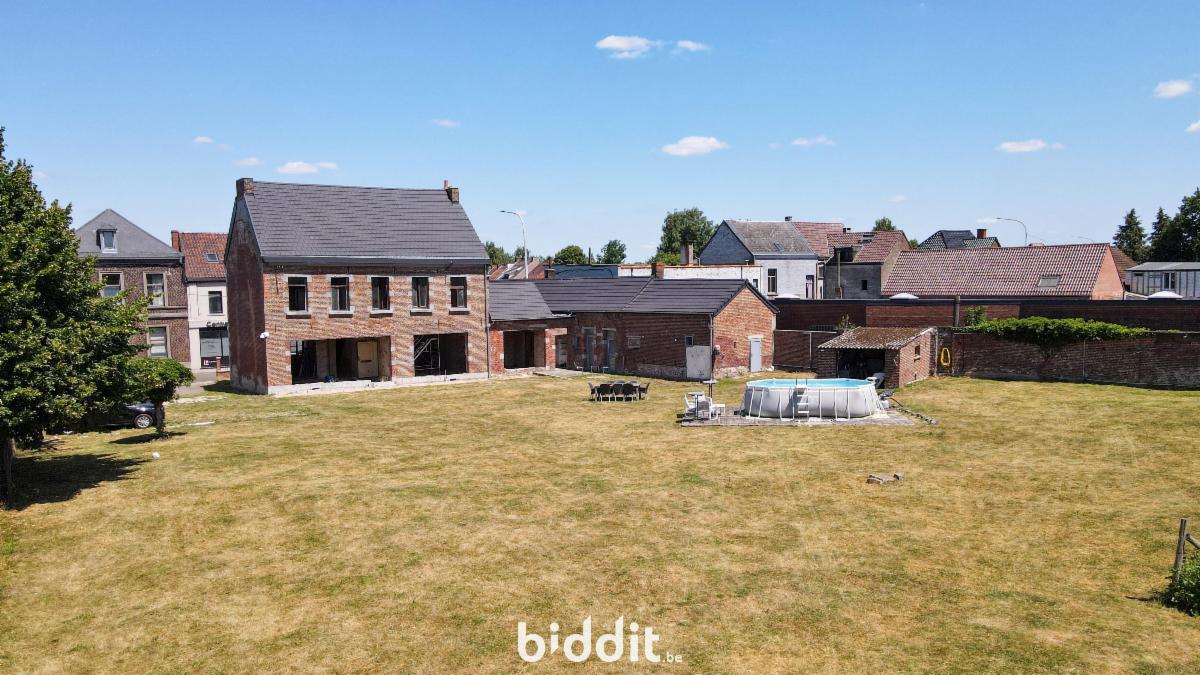 photo 5 du bien Maison de caractère + 3 gîtes (R locatifs 3.700€/mois) 