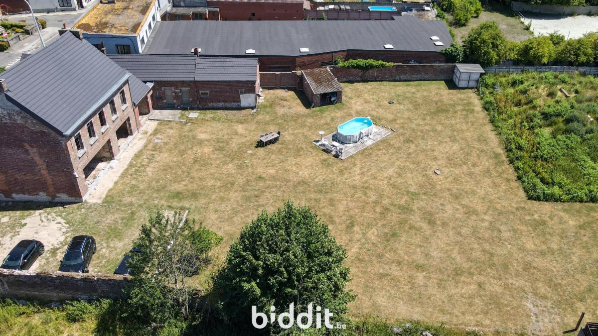 photo 8 du bien Maison de caractère + 3 gîtes (R locatifs 3.700€/mois) 