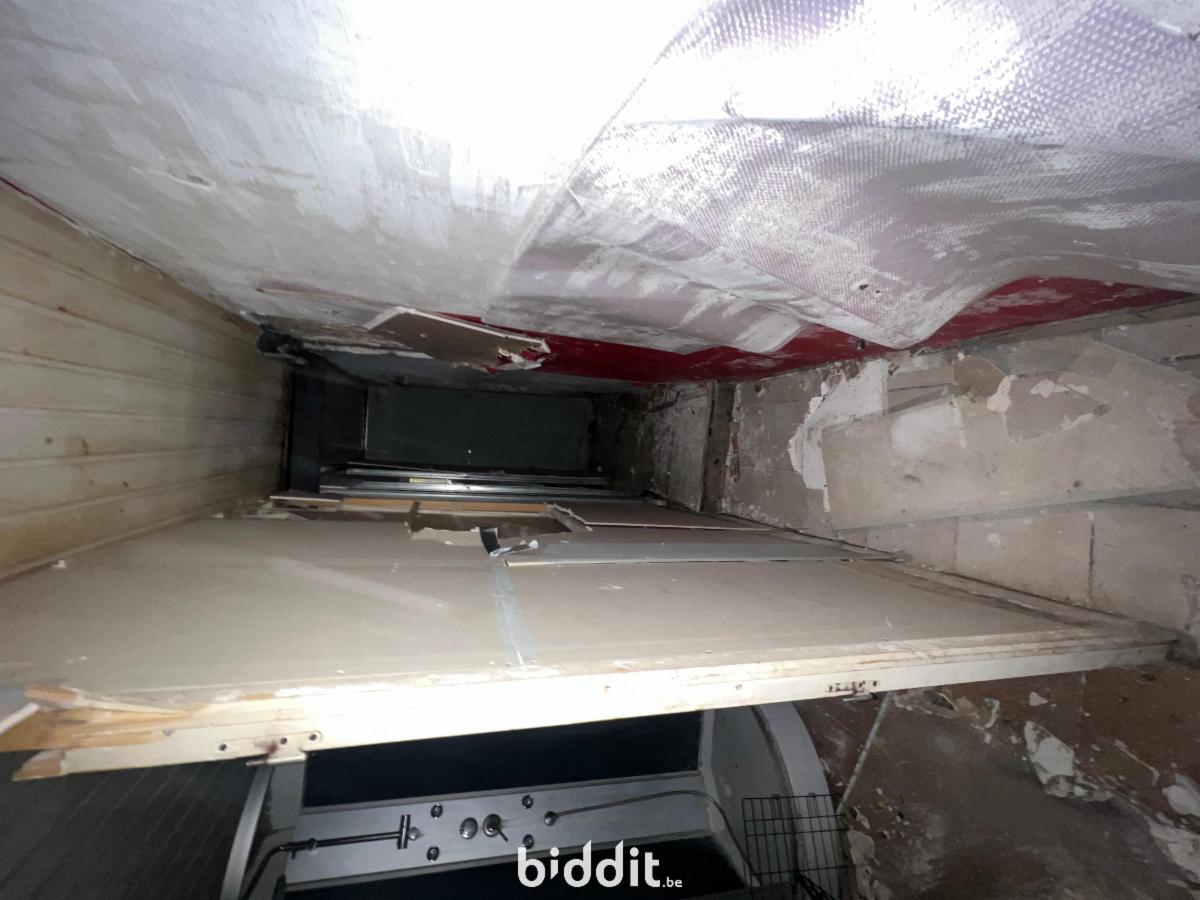 photo 7 du bien Maison d'habitation avec grand jardin, à rénover entièrement