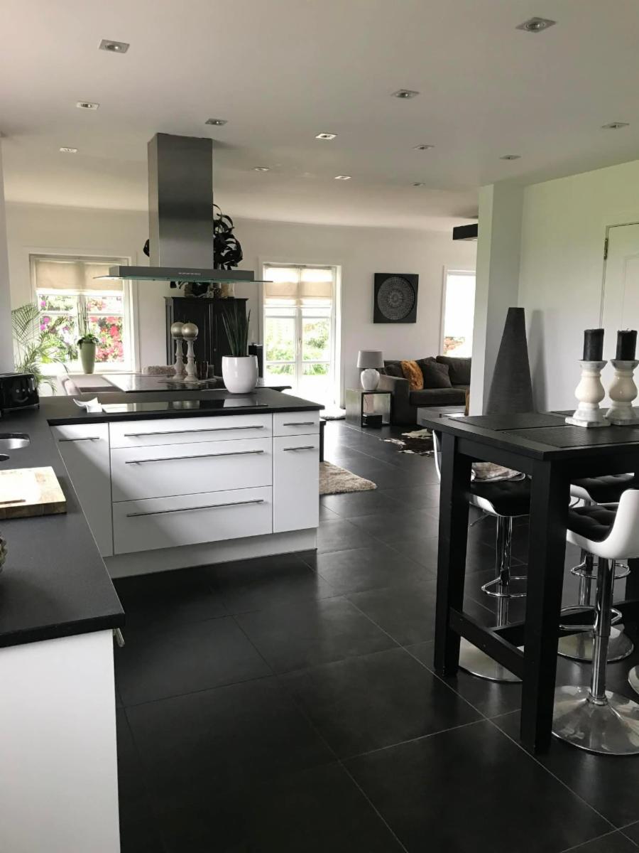 photo 6 du bien Maison unifamiliale construite en 1985 sur 1.214 m2 