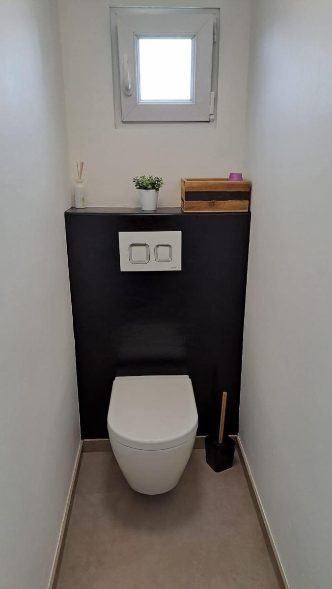 photo 8 du bien Maison 3 façades - 3 chambres - 2 garages - beau jardin