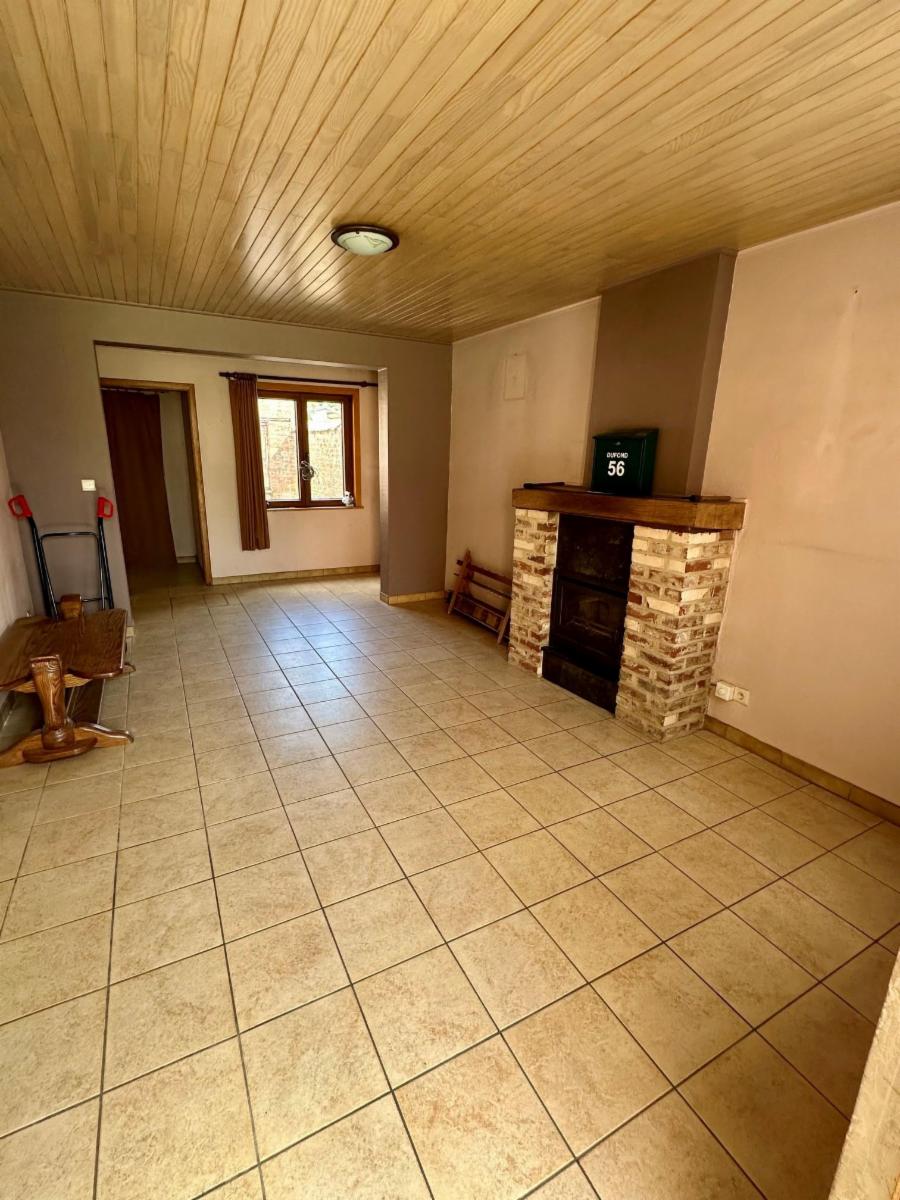 photo 4 du bien Maison plain-pied, 4 façades avec jardin à rénover à Manage