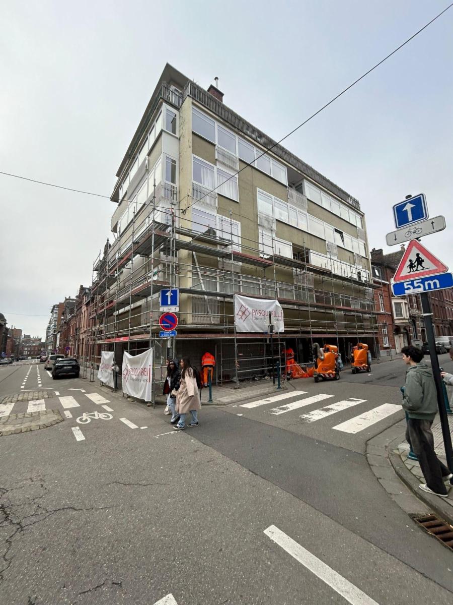 Appartement à vendre - Rue du Laboratoire43, 6000 Charleroi
