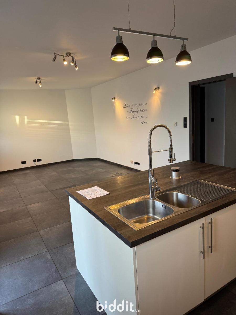 photo 3 du bien Maison avec jardin. et garage.