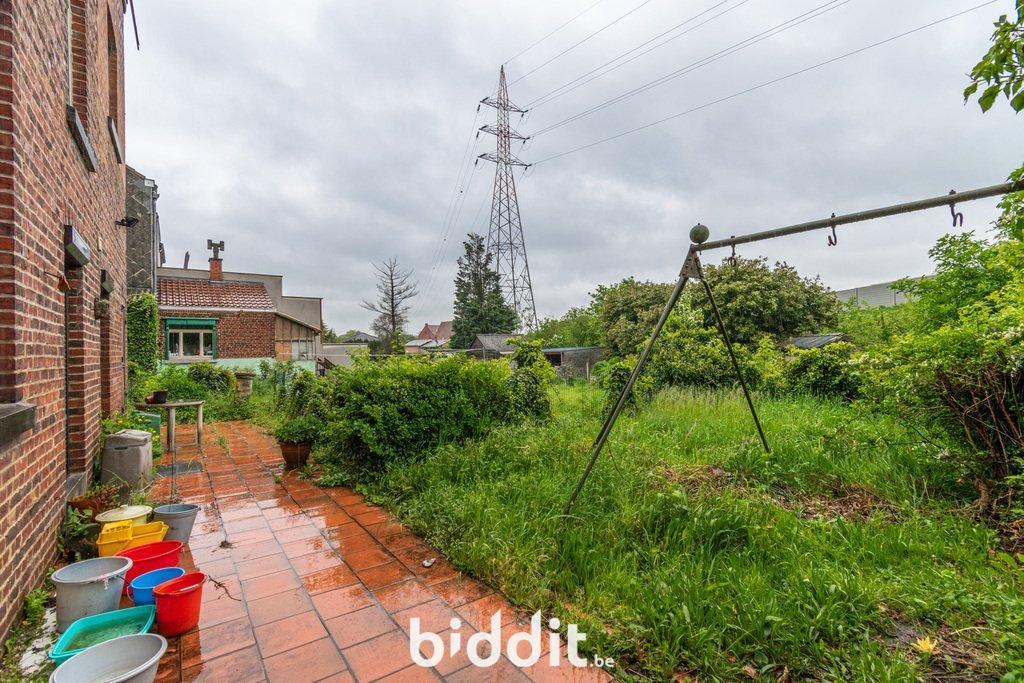 photo 8 du bien Maison d'habitation avec terrain et pâture.