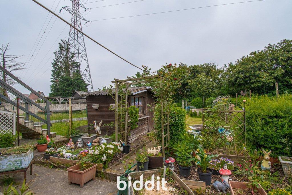 photo 4 du bien Maison d'habitation avec terrain.