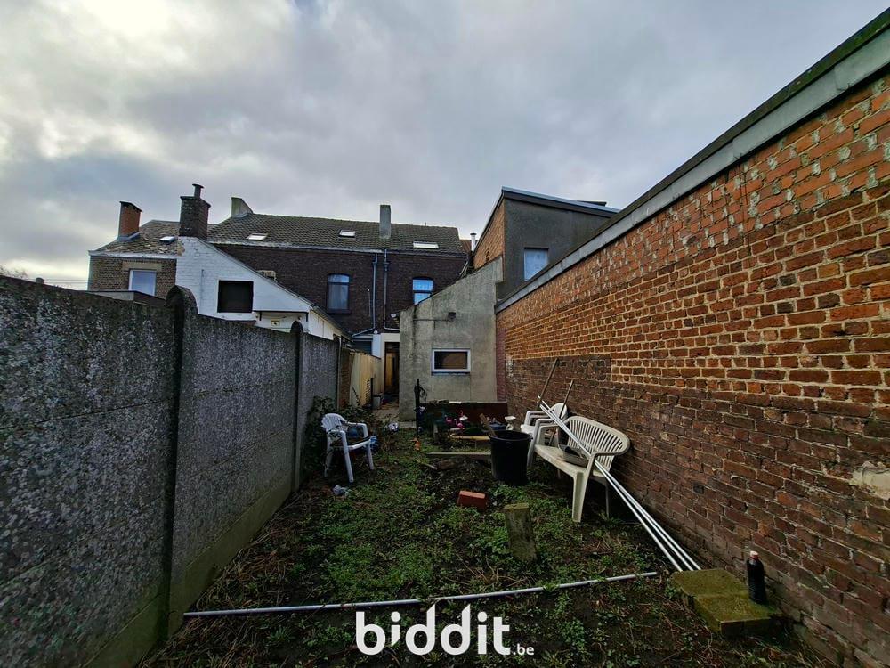 photo 12 du bien UNE MAISON D’HABITATION AVEC JARDIN 