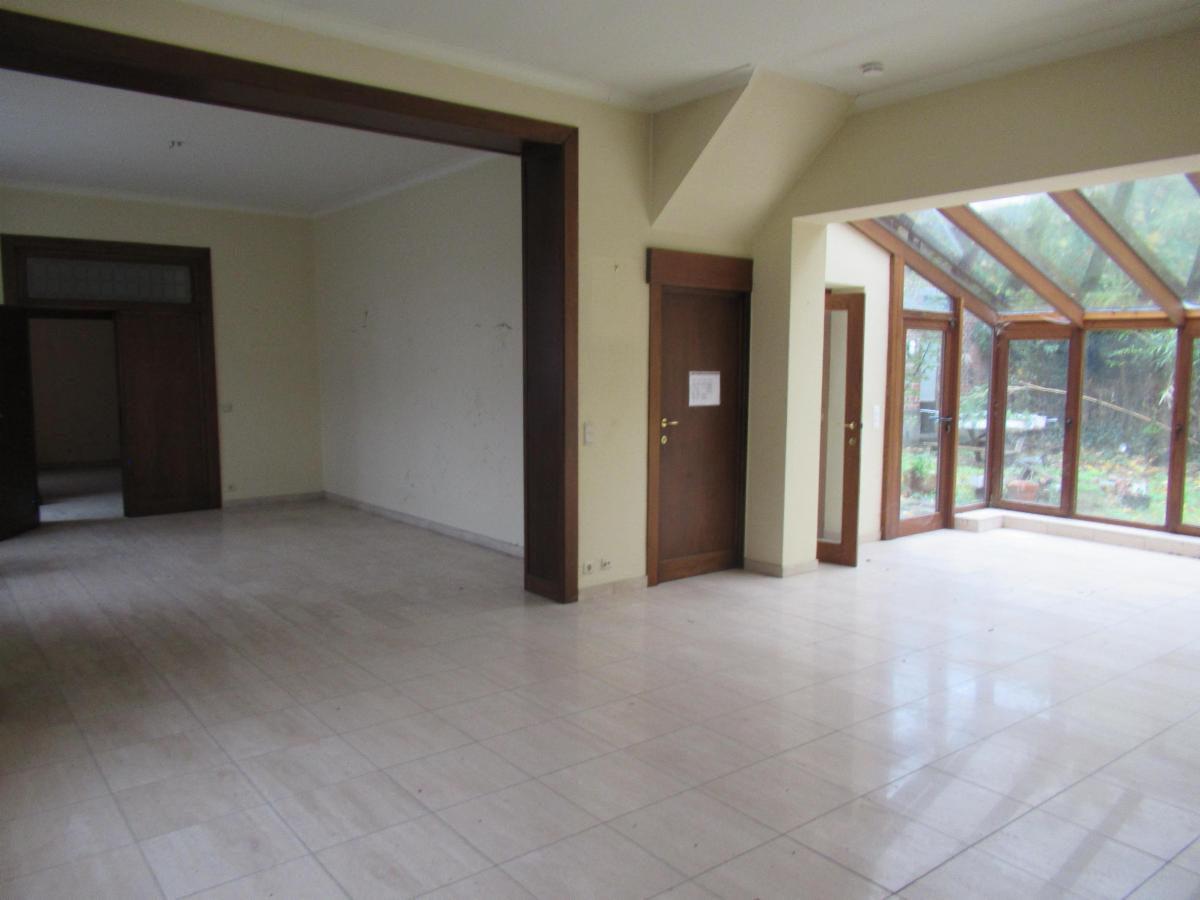 photo 4 du bien Maison d'habitation unifamiliale trois façades