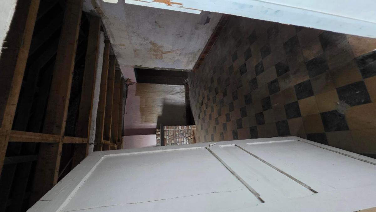 photo 5 du bien maison d'habitation à rénover complètement 