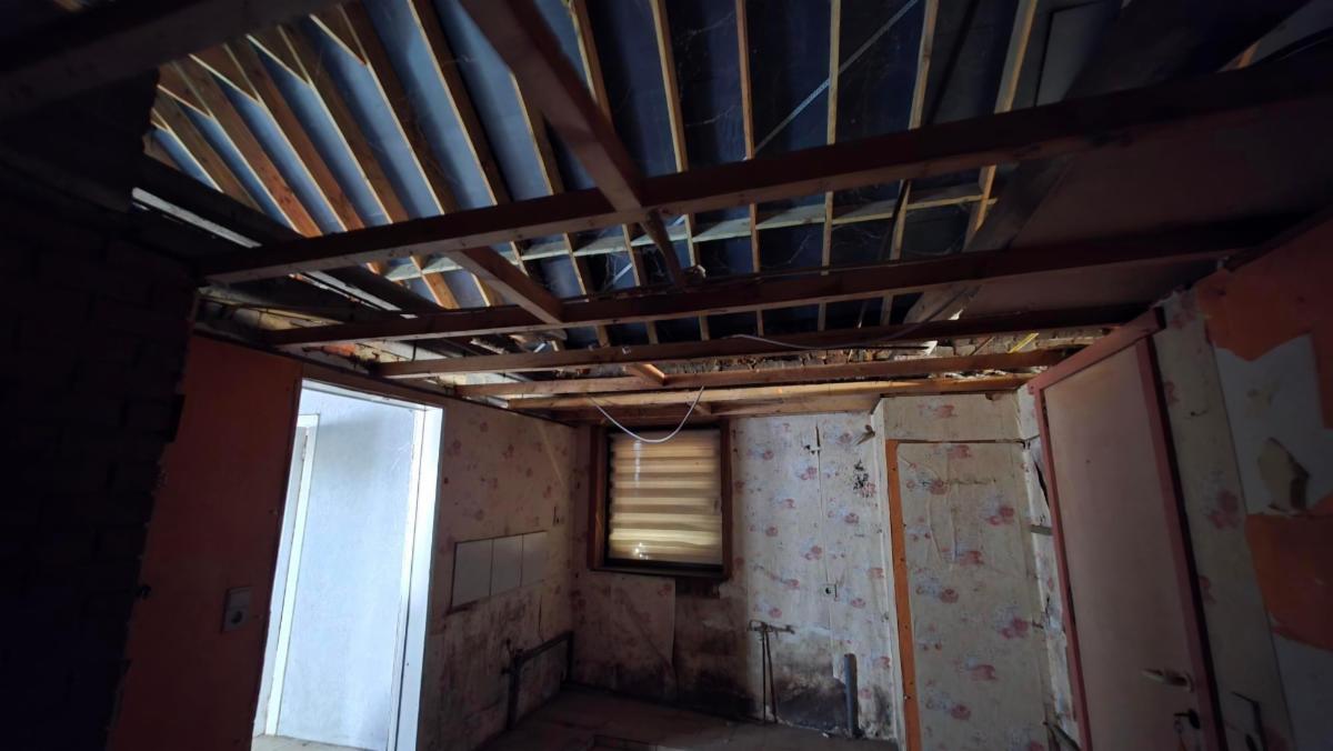 photo 9 du bien maison d'habitation à rénover complètement 