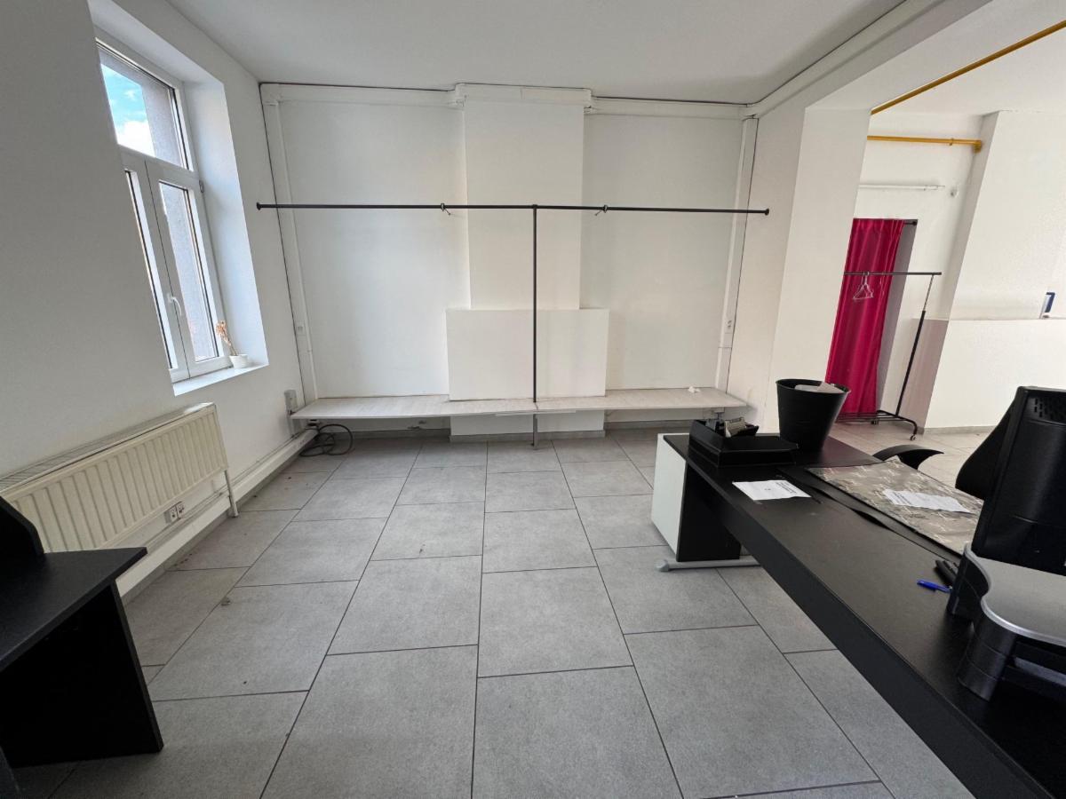 photo 4 du bien Ensemble de bureaux avec terrain