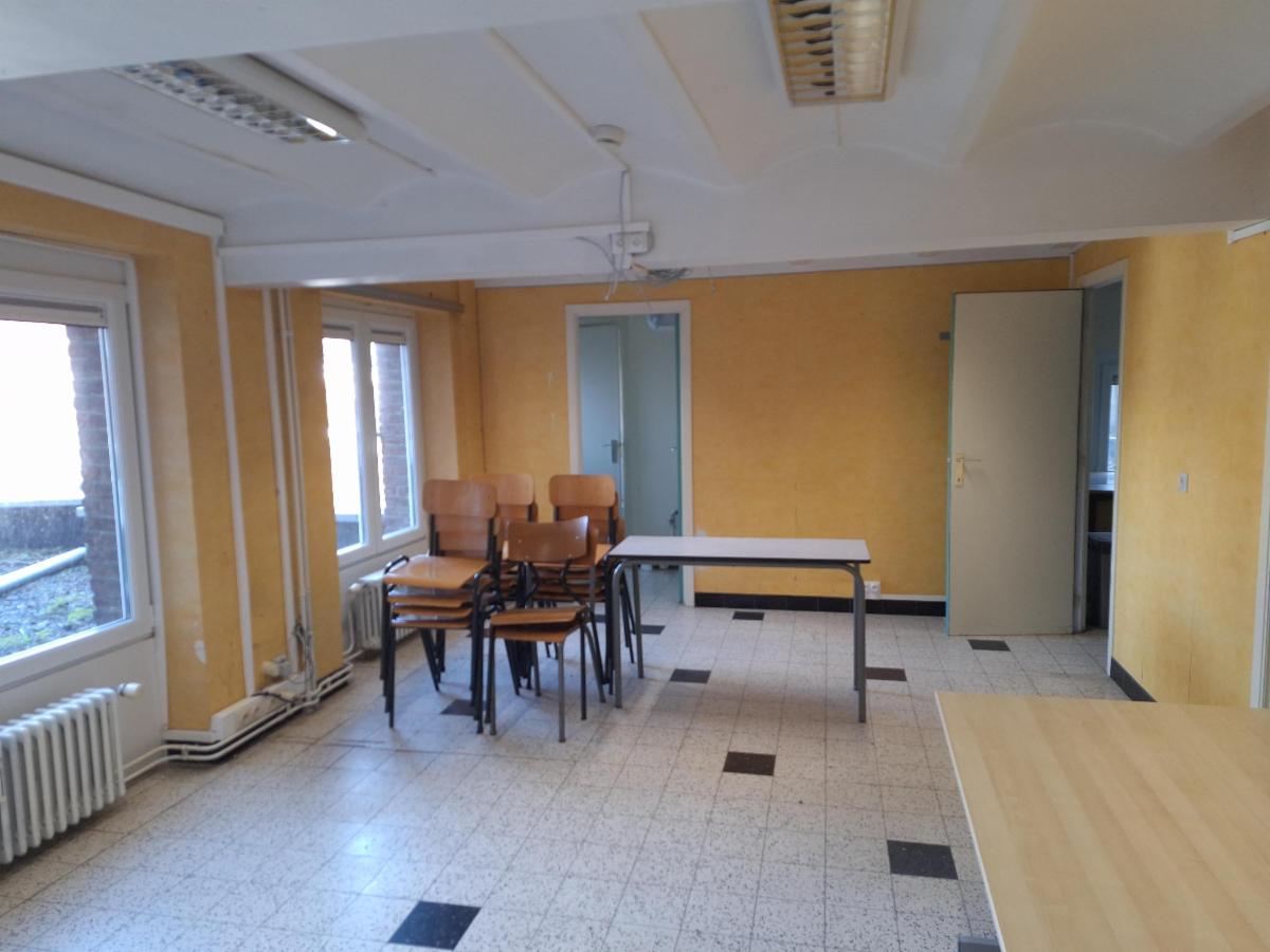 photo 2 du bien Plateau de bureaux en plein centre de Soignies