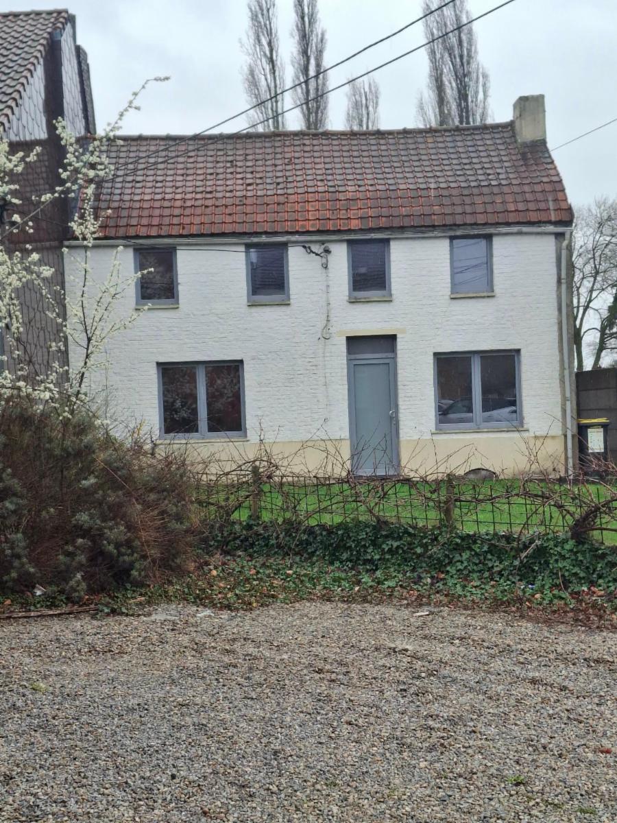 photo 4 du bien Maison à restaurer dans quartier au calme - beau potentiel