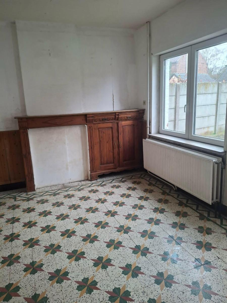 photo 7 du bien Maison à restaurer dans quartier au calme - beau potentiel
