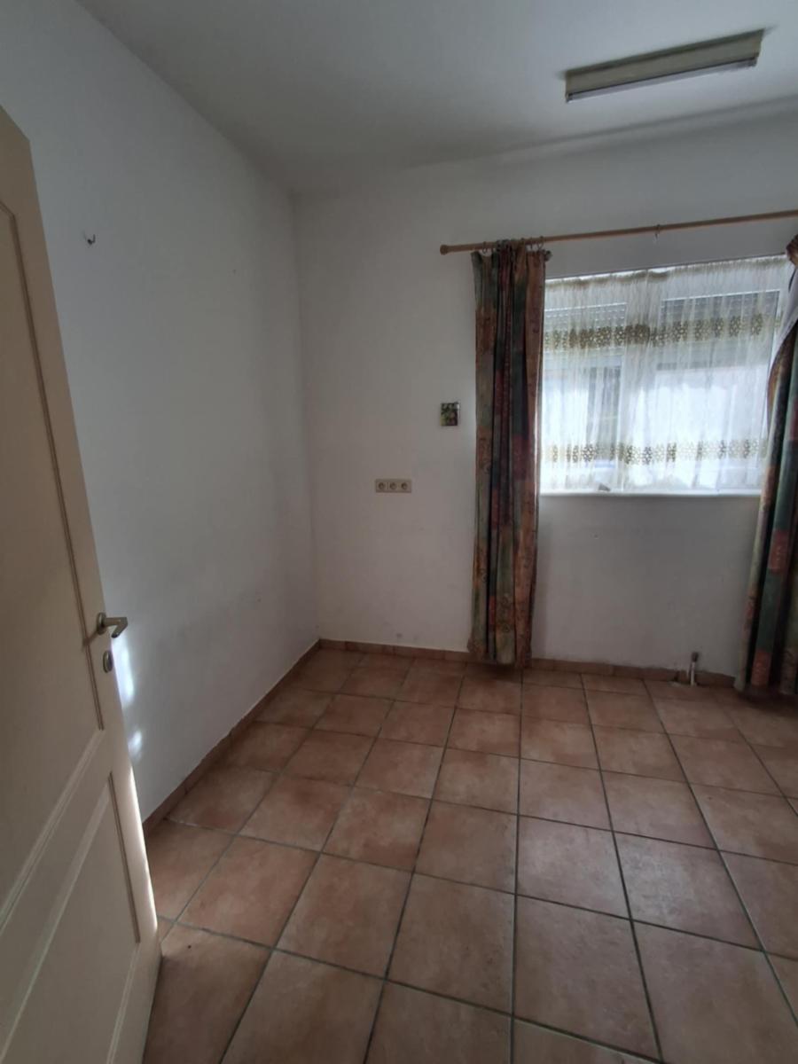 photo 8 du bien Villa de plain pied avec garage et jardin- bien située