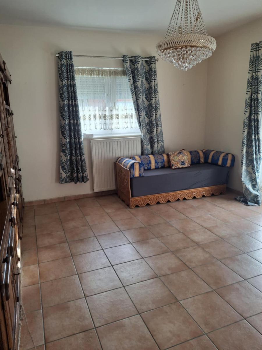 photo 11 du bien Villa de plain pied avec garage et jardin- bien située