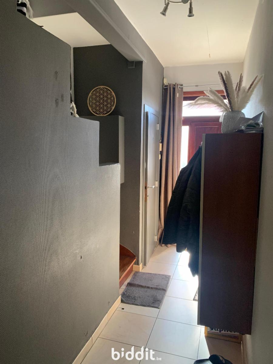 photo 3 du bien Maison 3 façades avec jardin et garage à La Louvière.