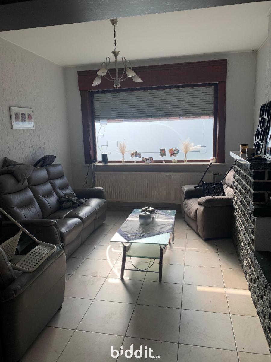 photo 4 du bien Maison 3 façades avec jardin et garage à La Louvière.