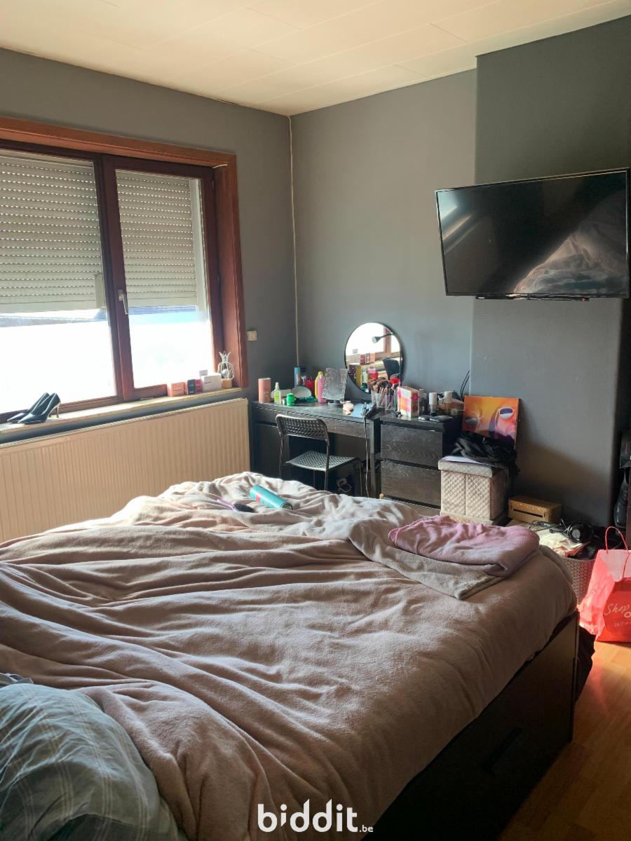 photo 21 du bien Maison 3 façades avec jardin et garage à La Louvière.