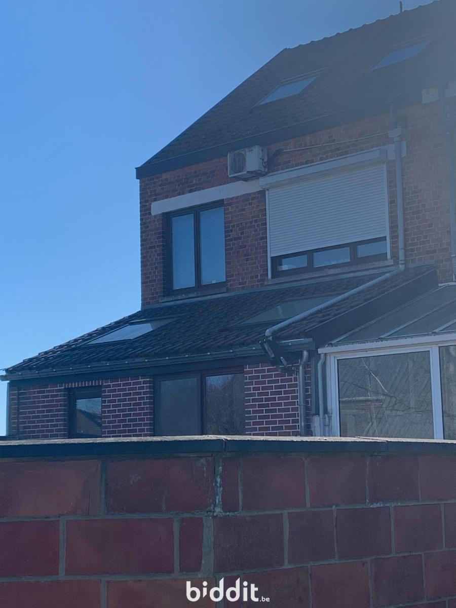 photo 25 du bien Maison 3 façades avec jardin et garage à La Louvière.