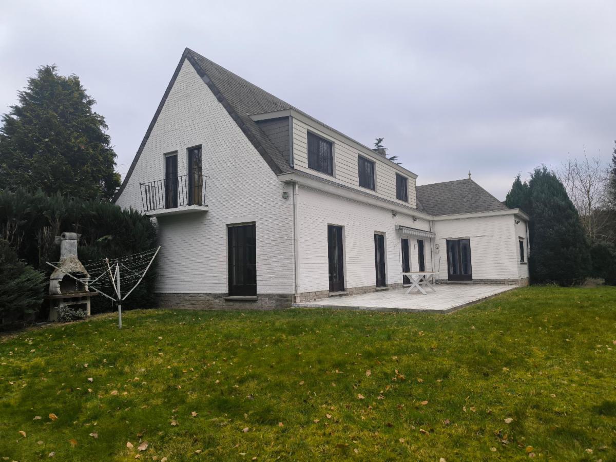 photo 4 du bien VILLA DE CARACTÈRE + PASSAGE LATERAL + GRAND JARDIN ET BOIS