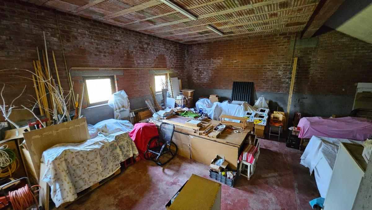 photo 7 du bien Villa avec entrepôt, située dans un clos calme idéal artisan