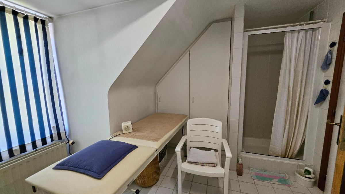 photo 19 du bien Villa avec entrepôt, située dans un clos calme idéal artisan