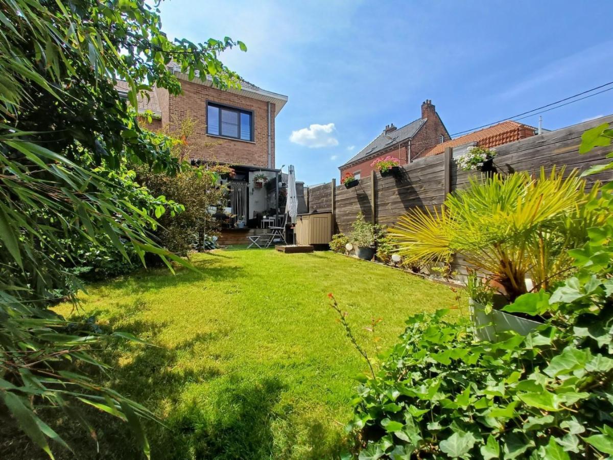 photo 13 du bien Maison 3 façades avec jardin, très bien située