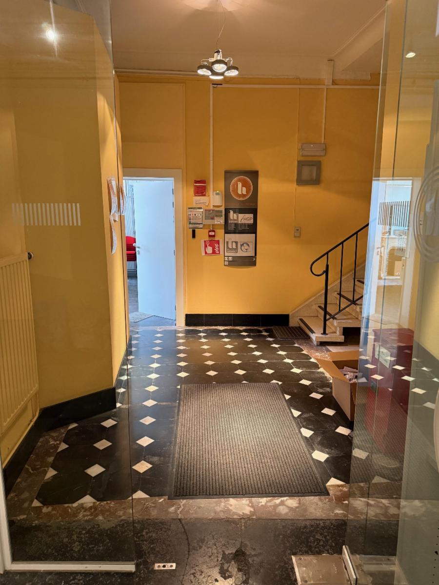 photo 4 du bien Grand bâtiment administratif centre-ville de Tournai