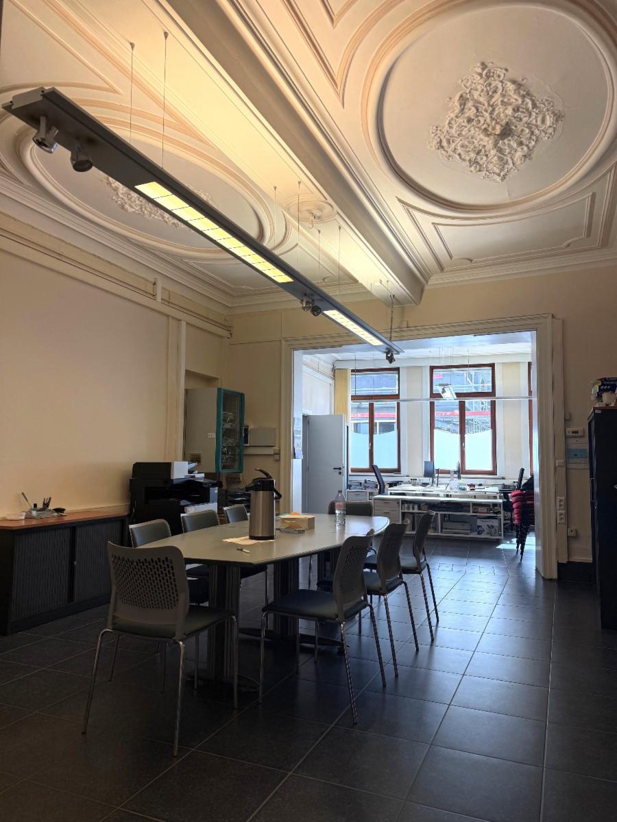 photo 5 du bien Grand bâtiment administratif centre-ville de Tournai